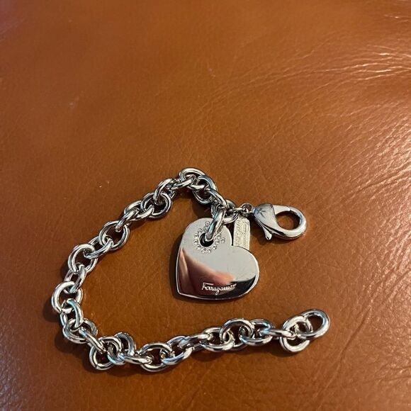 Salvatore Ferragamo silver heart chunky bracelet - Picture 2 of 6